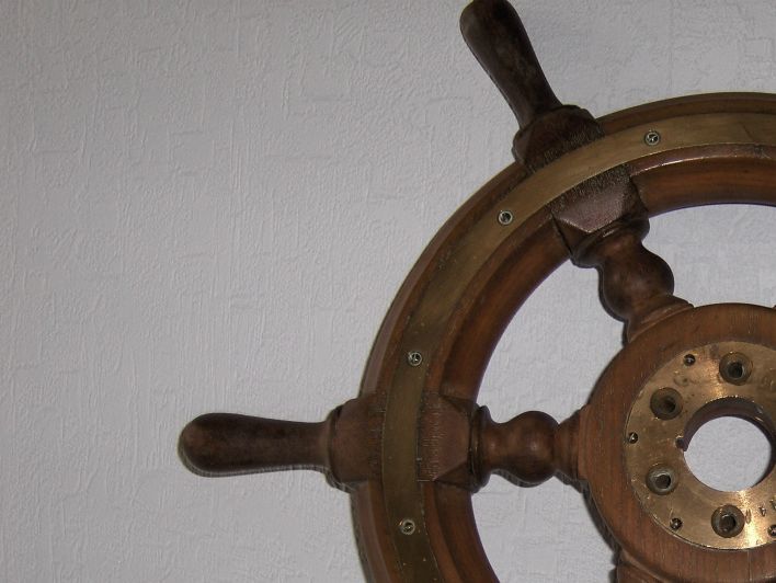 kr. 2500,DKK

telf.: 28266490