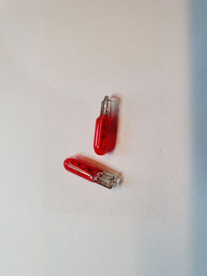 VDO W2   12 V 1,2 W  VARE NO.: 812927
KR. 37,00
PÅ LAGER